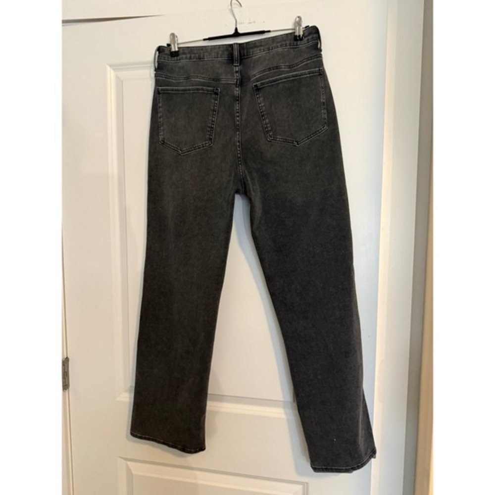 Quince Bella Stretch Straight Jeans Greyed Out Faded Black Size 32 W-PNT-189 - Picture 3 of 12